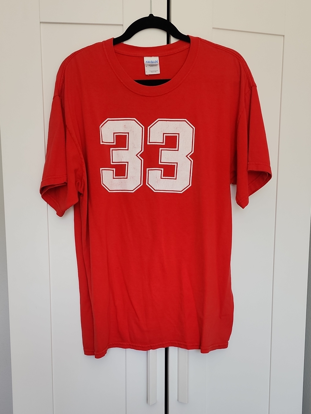 Gildan Red Short-Sleeve Tee with White '33' Graphic-Vintage